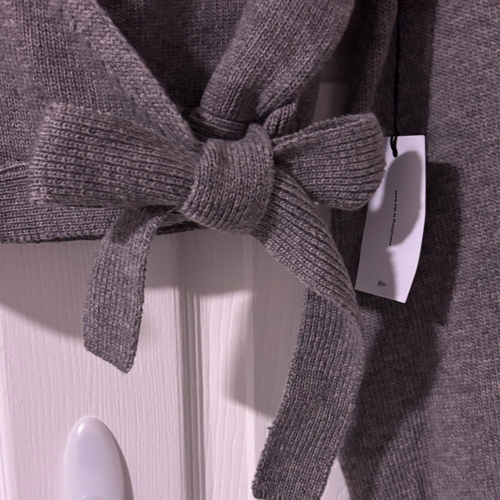 LPA.. Sz Medium…Light Charcoal Wrap Cropped Cardigan W Bubble Sleeve - Picture 5 of 10